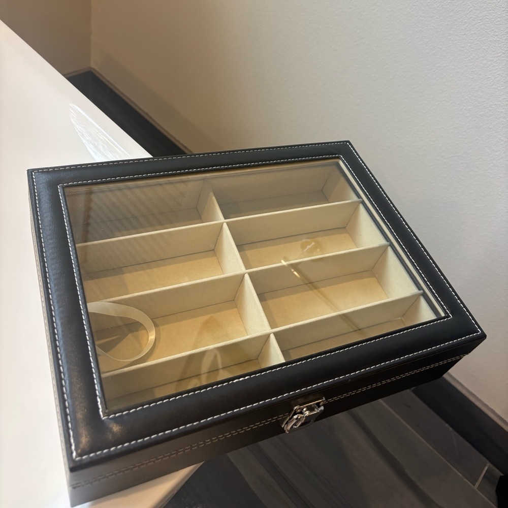 Elegant Black Jewelry Organizer Box